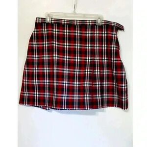 SchoolBelles plaid uniform skirt with pockets shorts under juniors size 36 or 14